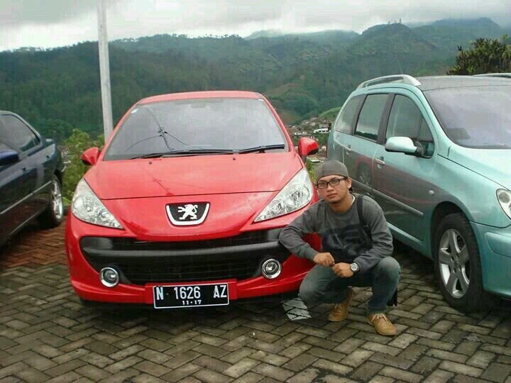 Adi88P's profile picture. kegagalan bukan akhir dari sebuah keburukan tapi awal dari menuju sukses