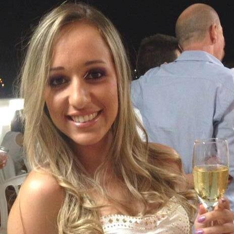 tay_alvess's profile picture. 