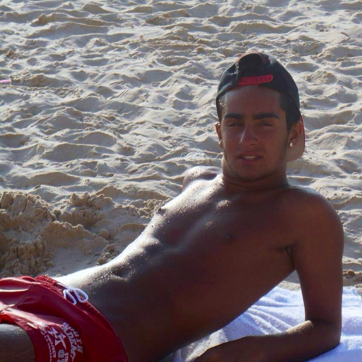 mikhaelnews's profile picture. FACEBOOK / mikhael rouche INSTAGRAM : mikhaelofficiel KiK : mikhaelrouche . Bienvenue in the TURFUU