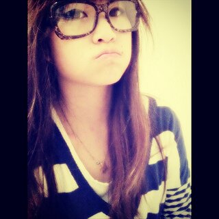 usaxiomara273's profile picture. Una mentira puede correr 6 veces por el mundo antes de que la verdad haya tenido tiempo para ponerse los pantalones