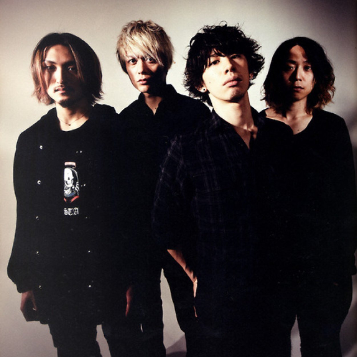 RIbonn1210's profile picture. oneokrock/spyair/radwimps/manwithamission