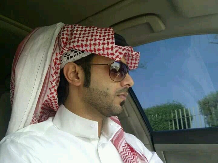 - الاهتمام بمن لا يهتم بک اهانہ. ﺇﻫﺘﻢ ﺑِﻤَﻦْ ﻳَﻬْﺘَﻢ ﺑِﻚ ، ﻭَﺍِﺭْﺣَﻞْ ﻋِﻤْﻦَ ﺭِﺣَﻞَ ﻋَﻨْﻚِ ، ﻭَﻋَﺎﻣِﻞَ ﻛَﻤَﺎ ﺗُﻌَﺎملُ ، ﻭﺇﻧﺘﻬﻰ ﺁﻷﻣﺮ.♡