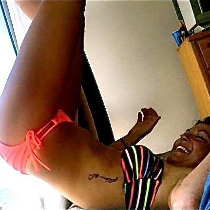 AlliOnAllFours's profile picture. For men and women: How not to mess up anyone of the four relationships in college or after. One night stands. Friends. Friends with Benefits. Relationships.