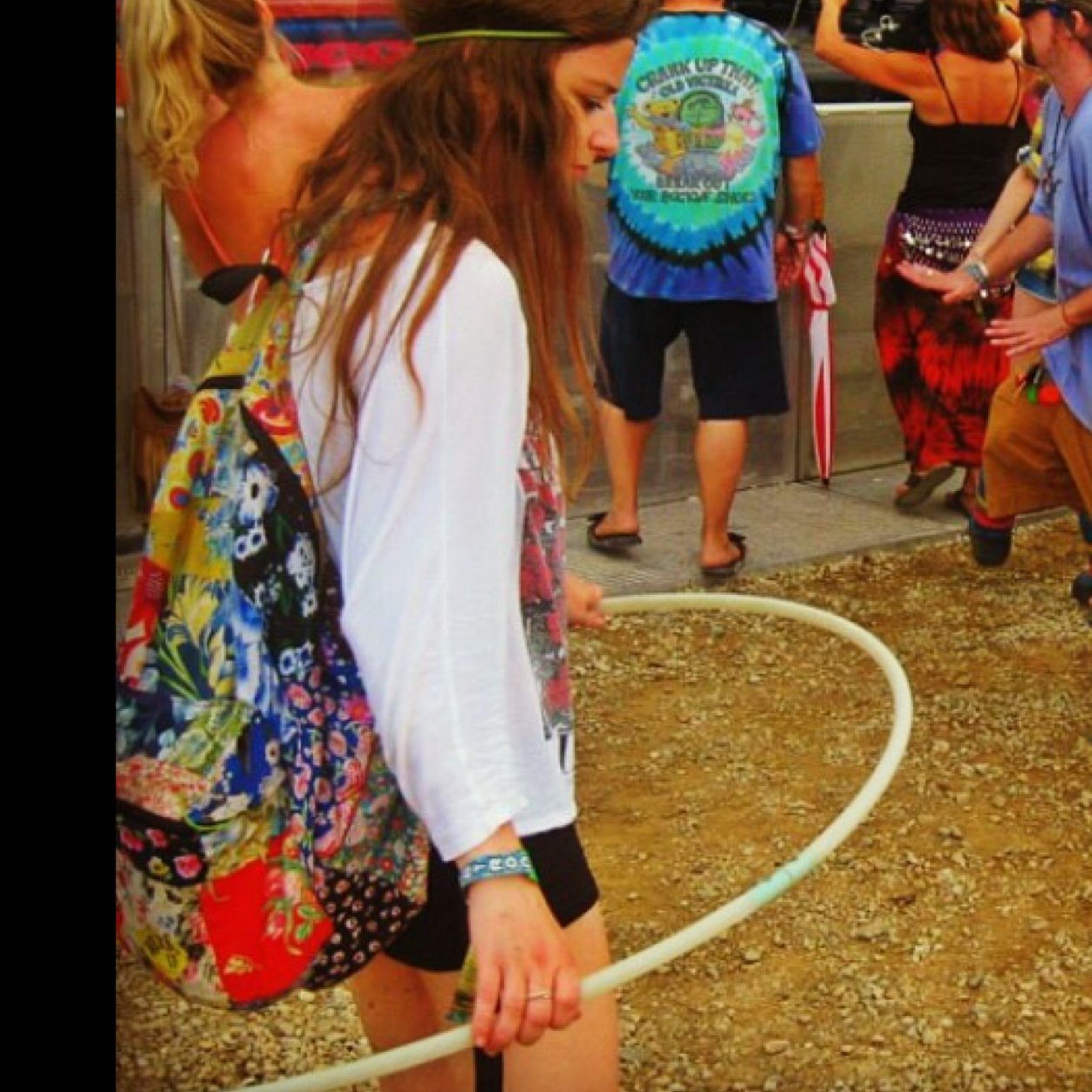 Im a native Cincinnatian with a lot of wonderlust. Hooper, dreamer, and believer.