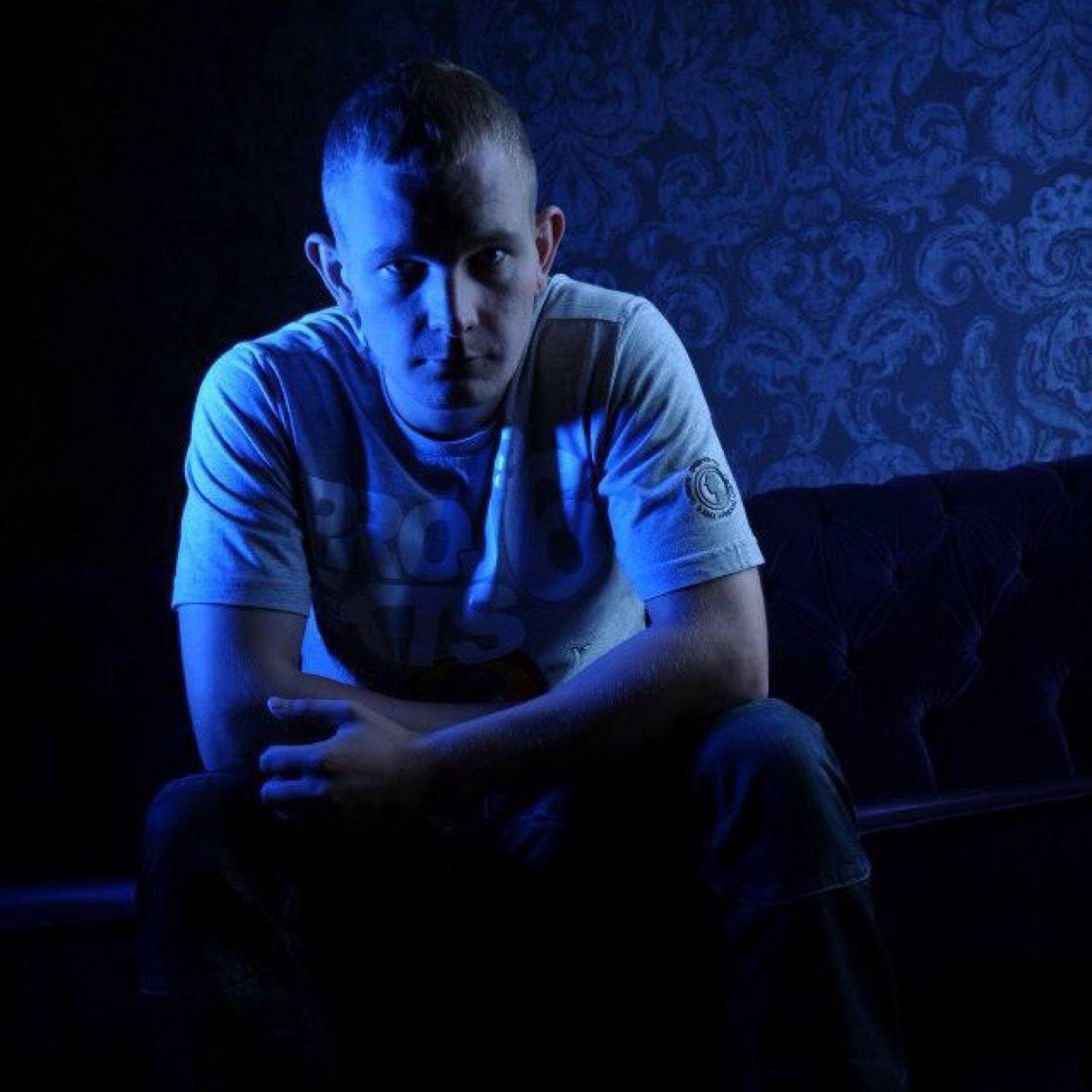 Signs & Graphics Specialist Graffiti Artist Drum & Bass/Dubstep/Tech House DJ ⚽️ BCFC #Z Block 11