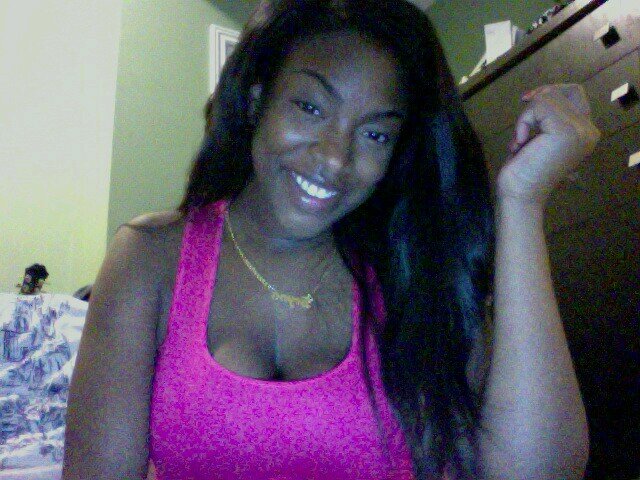 brynnn_n's profile picture. 