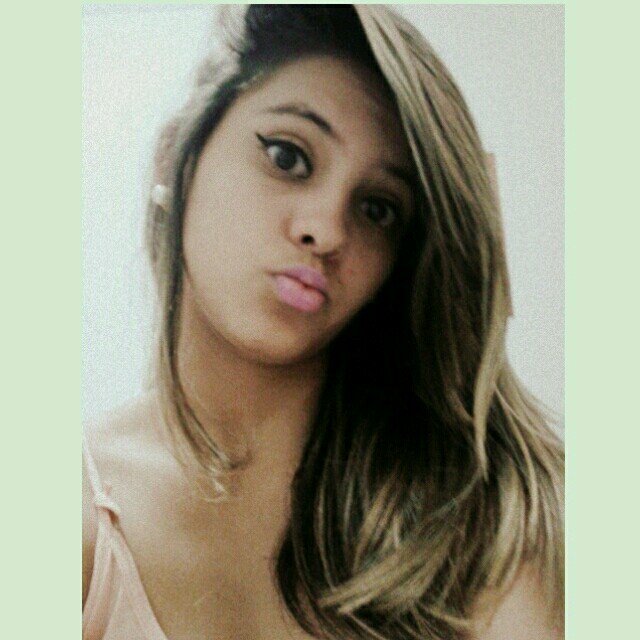 ∿♔{...}  Segue :))?  Beijinhooow