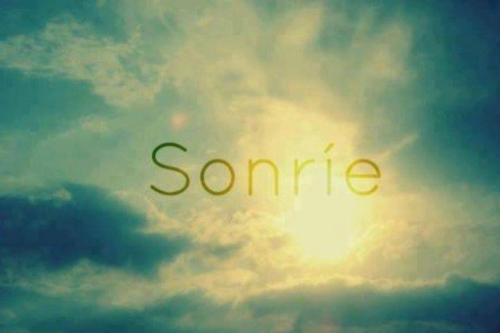 Dreamsforever19's profile picture. Sueños por cumplir, realidades que hay que superar, reír y llora, esto es la vida, pero todos sabemos que vivirla es lo mejor