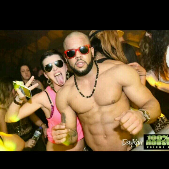 miinnnxxxx's profile picture. LOVE THE LIFE U LIVE .........coz u daammm won't get another one!!!