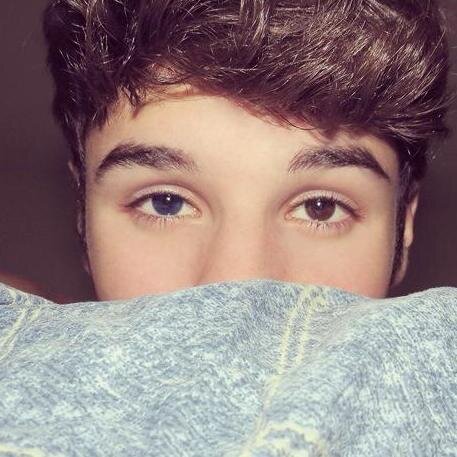 christian0956's profile picture. soy un princeso... jajajaja :3 mentiras soy un chico normal :) #sigueme y te #sigo ;) XD 
 -- @setvampir --te amoo :)