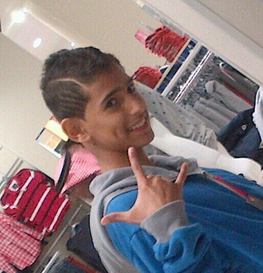 ZoOoOZ_98's profile picture. دامك مريت سو فولو وﻻ اذكرني بدعوه