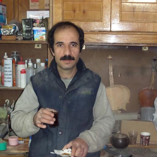 çalgı yapımcısı (LUTİST)