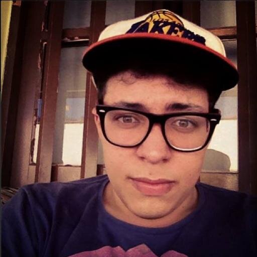 É! As vezes o que é bom pra você, outros estão dispensando e não querem saber.