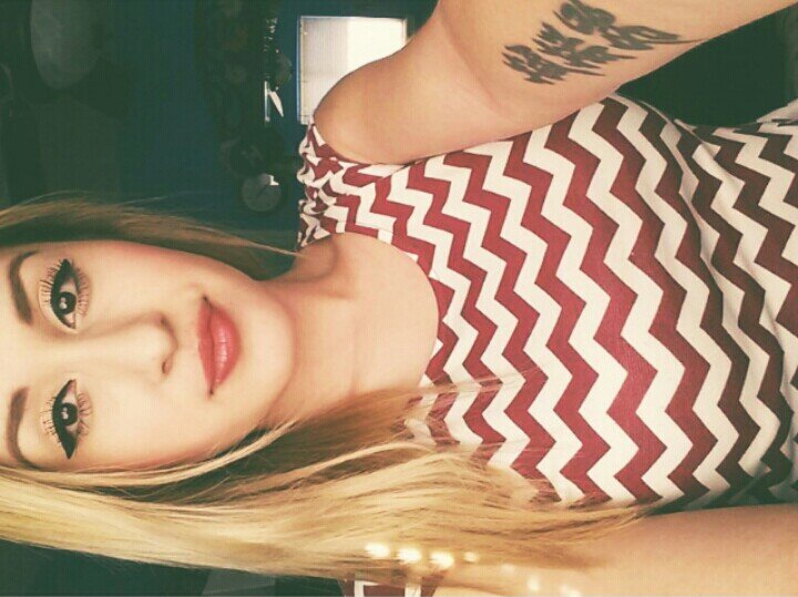 instagram: _valerrieee ♡  MichaelJayCastro has my heart ♡