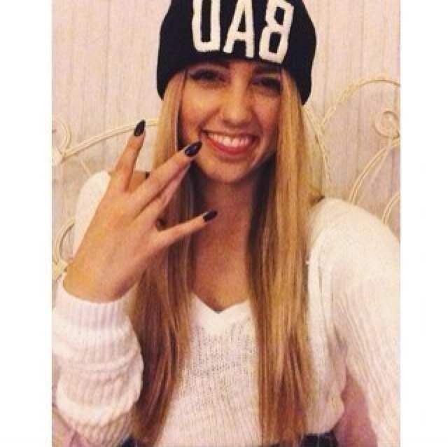 hgyh12's profile picture. 