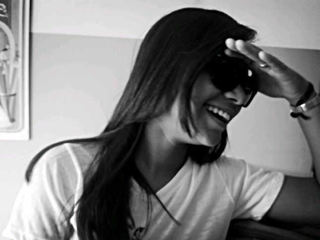 '' Não acredite na mentira, ela não é verdade. ''  - Lorenna Lispector u.u