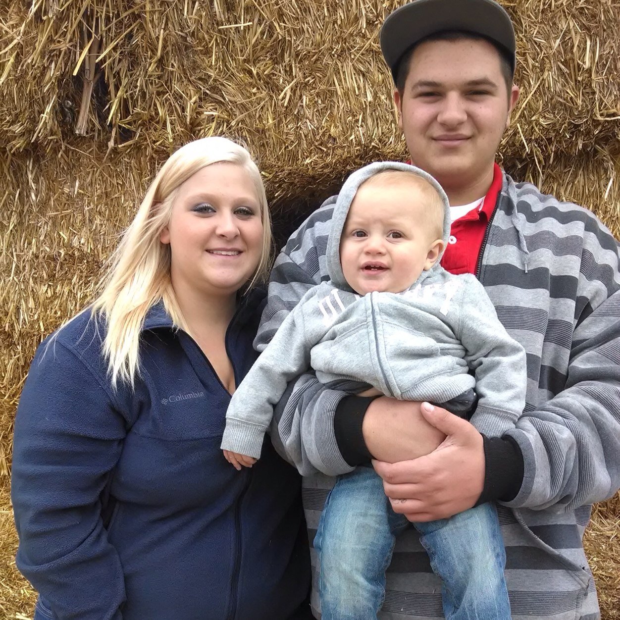 Rhowell1994Rh's profile picture. 