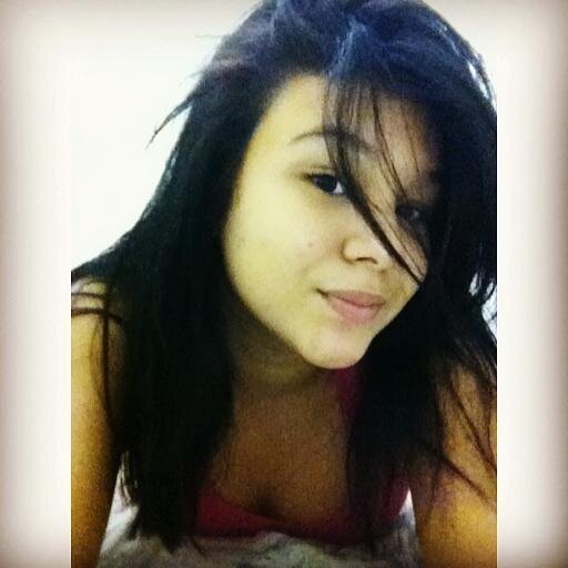 Decidi ser uma mulher mais feliz, afinal, quando você é feliz com você mesma, você não põe toda a sua felicidade no outro e tudo fica mais leve.
