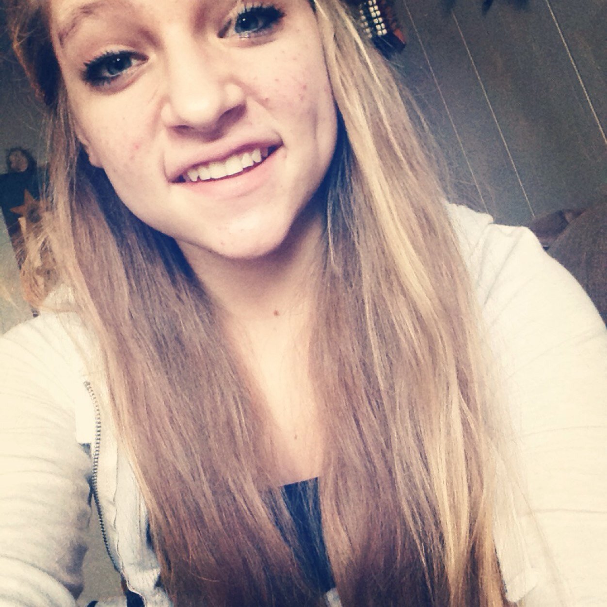 Lost? Follow Me!✌♐ i may be a bitch but atleast i can admit that.. Snapchat: itskaylynnhere same with instagram!!