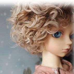 キャストドール用の手縫いドールウィッグを制作しています。　 ●お問合せはブログメールフォームにて●　製作サイズ・互換はブログのサイズ一覧をご覧ください ● #ColorsDollWig ●毛質や種類は項目「メディア」にて
