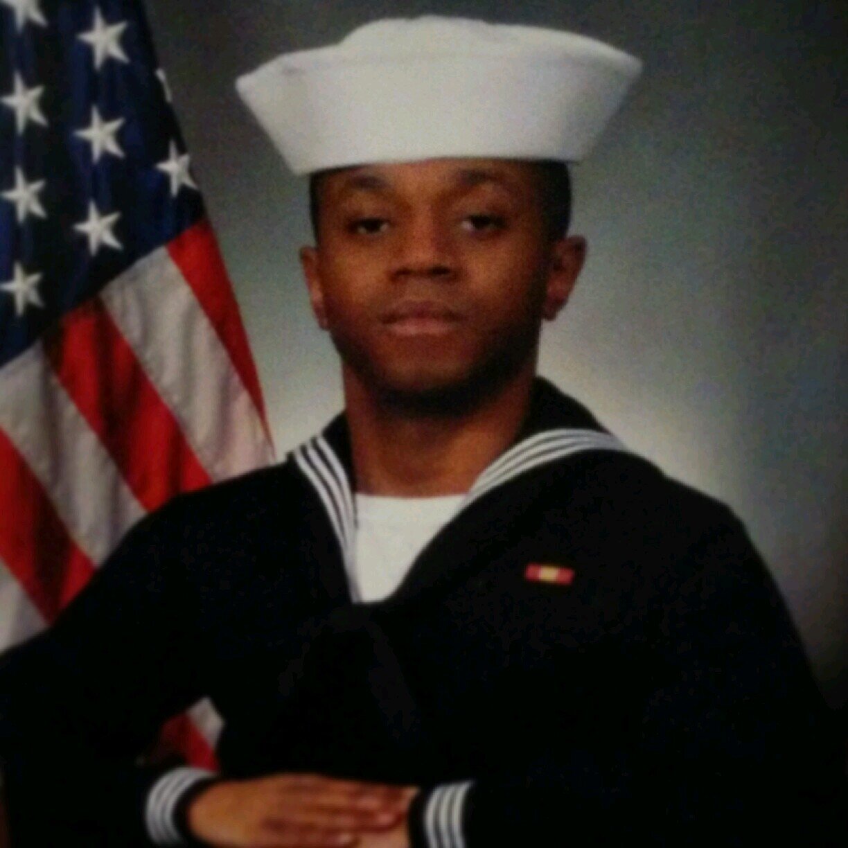 That kool guy from 336 252 704....that loves  to give good hugs just to feel womens breast. #teamfollowback.