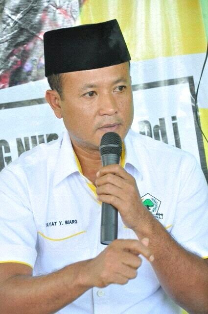 Caleg DPR RI Partai Golkar Dapil Banten II, Penggemar dan pembaca Buku, suka berdiskusi dan pemerhati sosial
