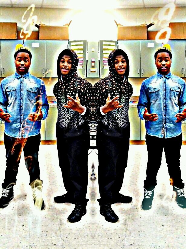 #Team Follow Back