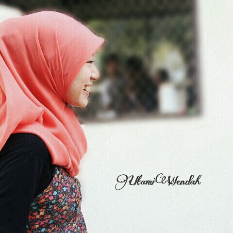 WONDER WOMAN ~ strong ~ smart ~ beauty ~ sexy ;)
Quotes : Cantik itu bahagia saat jadi diri sendiri :)