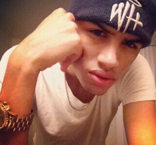 Single light skin nigga