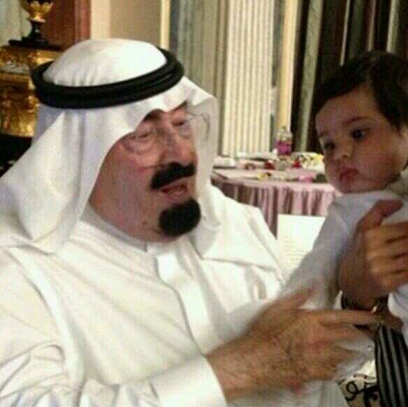 ‏‏‏راقت لي فكرت أن أكون ل نفسي  لا أهتم بما يدور من حولي ، جل ما أفكر به الآن راحتي فقط