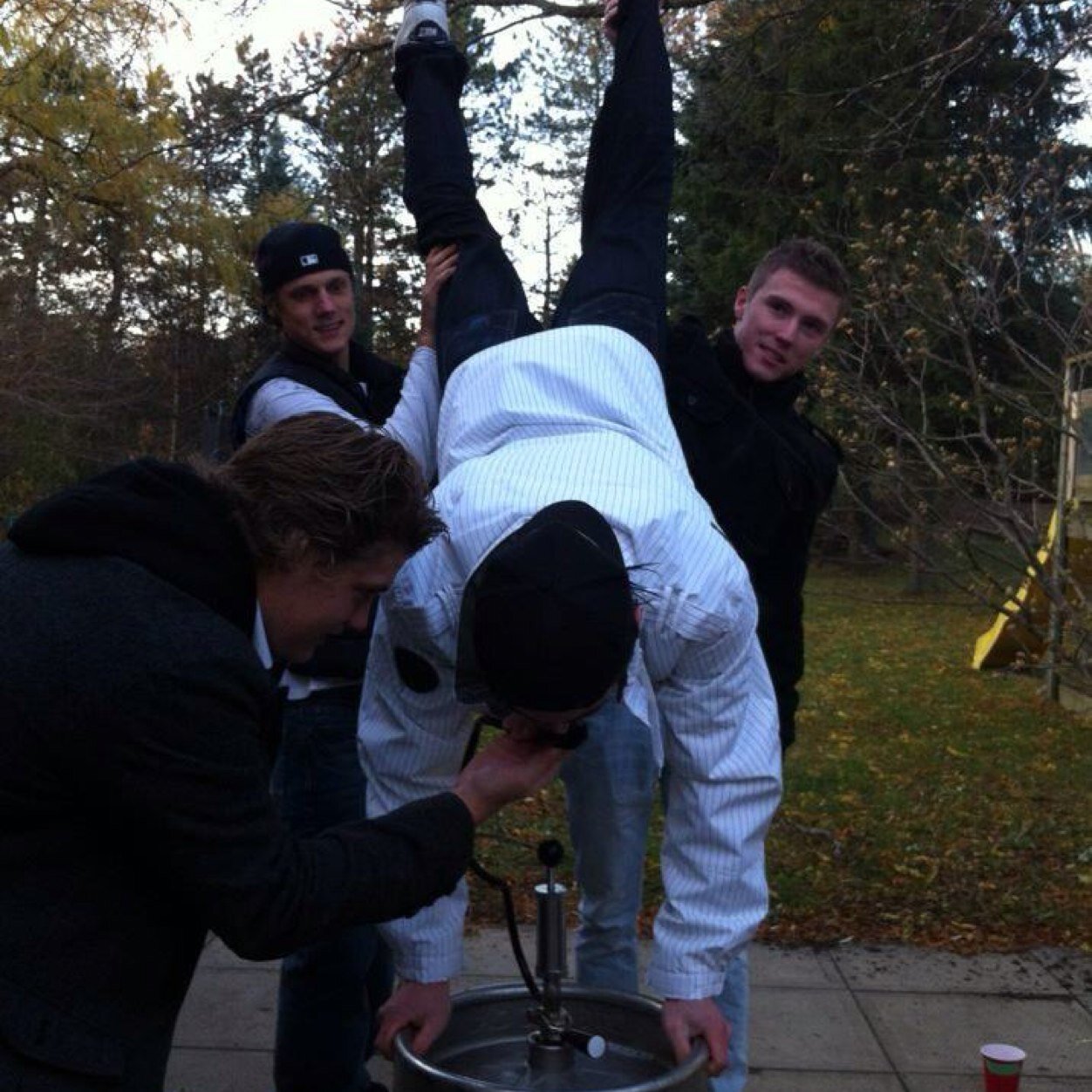 TreesusChrist5's profile picture. Washed up hockey player