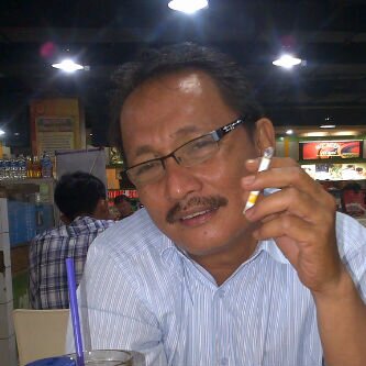 Cari temen tuk berbagi,,.maaf gak punya bb