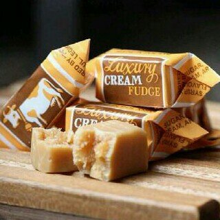 sddggfsfsf's profile picture. يَ ضياعي دون حكيكَ وش طعم وقتي بدونكَ♡