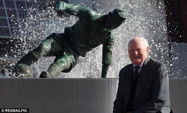 An account to re-instate PNE`s natural anthem, Margie. Sung all the way through Sir Toms career, played by Brindle BB at his statue.  Unique to PNE.