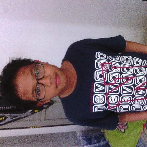 28 November 2001 / Hasbunallah Jr. High School / Grade 7B  / Islam / No : 085391653862 . My Hobby is Playing Games and Soccer