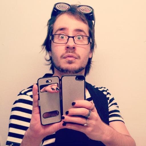 KimGazquez's profile picture. Filmmaker, tv host & professional dreamer // Director de cine, presentador de tv y soñador profesional.