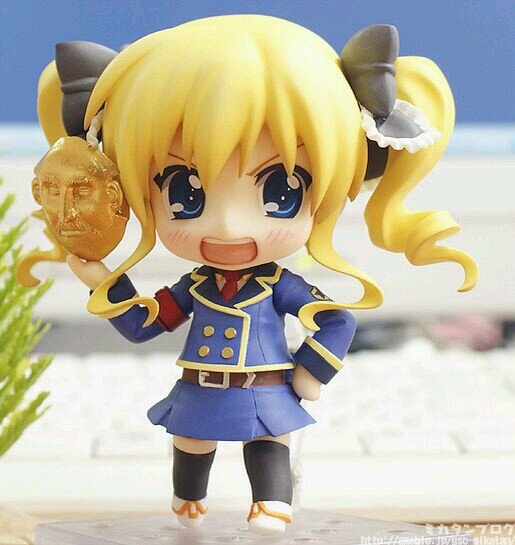 Sarabb80's profile picture. 