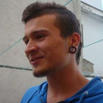 dePetersburgo's profile picture. Ver es un conocimiento corporal. La preponderancia del sentido visual en nosotros influye en este conocimiento y hace que parezca estar relacionado con los ojos