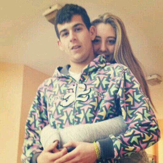 quiero mucho a mi niña @CristinaaFeer 25#