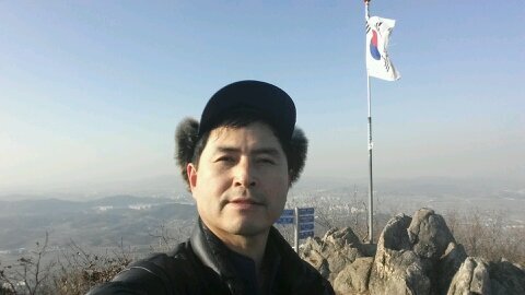 프로정신으로 주어진 일에 최선을 다함. 
하고자하는 사람은 방법을 찾고 그렇지 않는 사람은 변명을 찾는다.