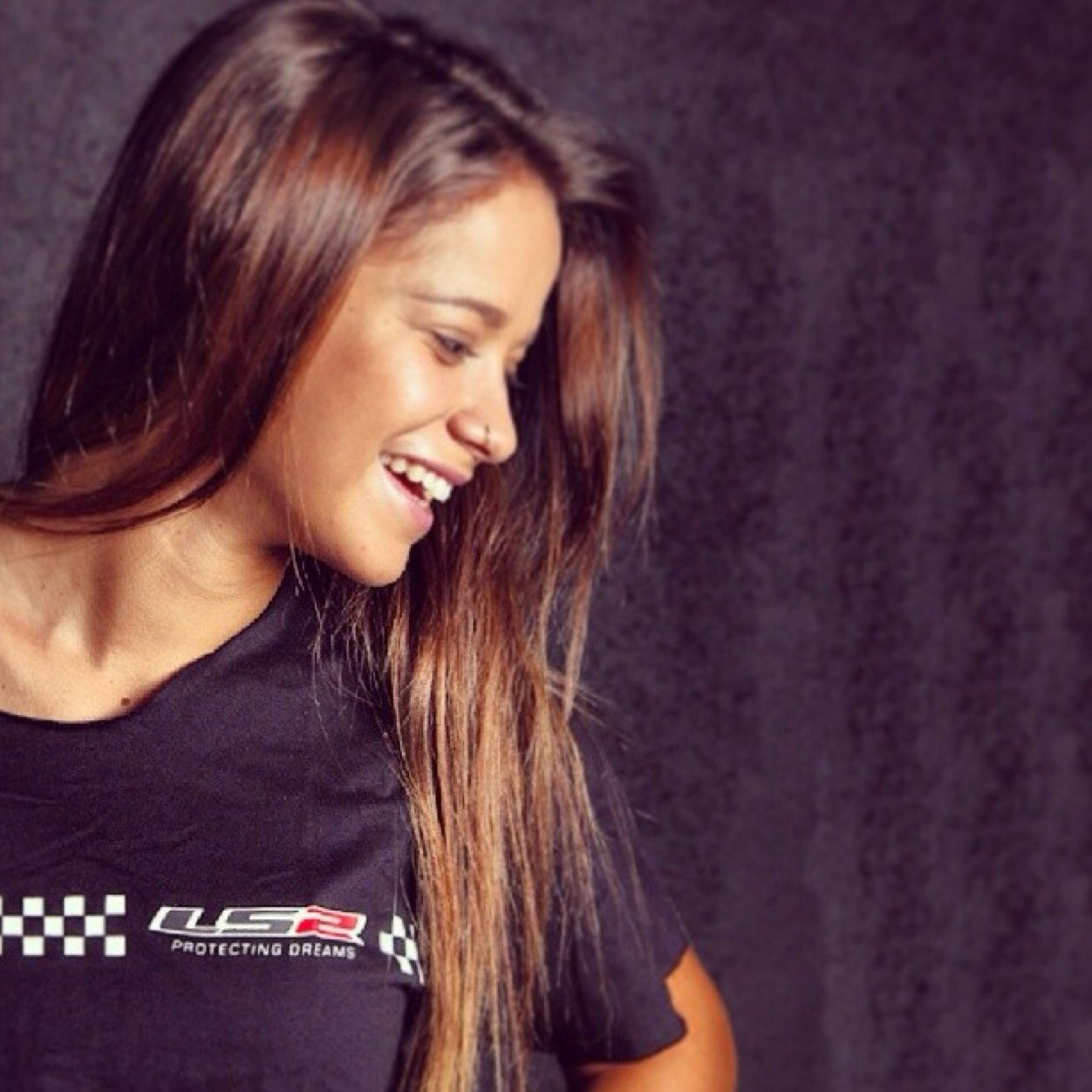 18 anos, piloto oficial Kawasaki. 
Instagram @sabrinapaiuta