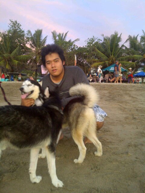 Arnold Wibowo
 Semarang,15 Maret 1996
 Basketball #15