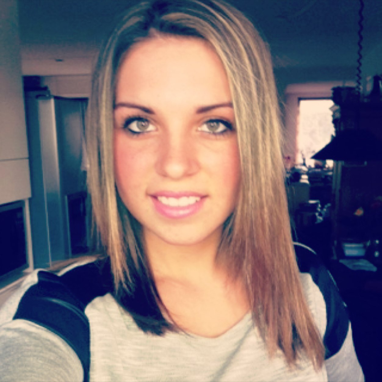 xxtirs's profile picture. 