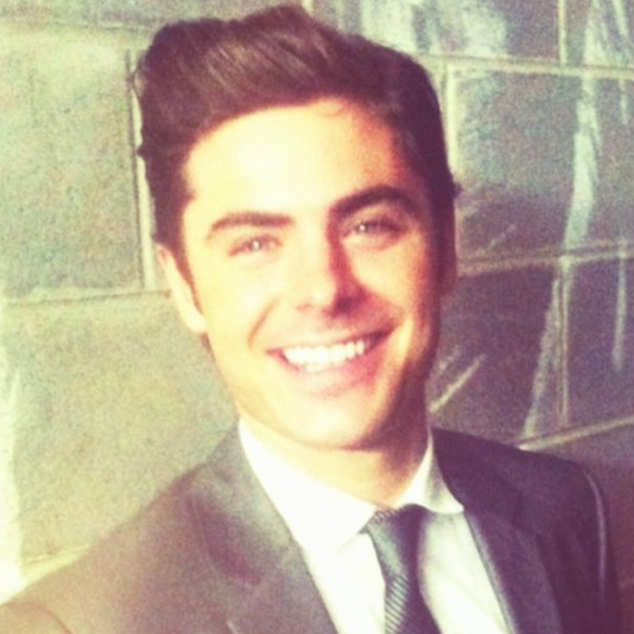 SoloGrinch's profile picture. Mr. Grinch. Smart, but dumb when it comes to women, sorta. | 7th year Slytherin |