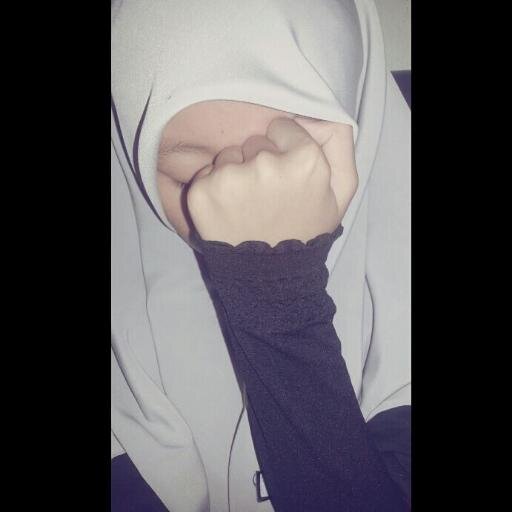 Assalamualaikum . Lidya . Simple . Islam . 2000 . follow me and i'll follow you back #smile #EXO