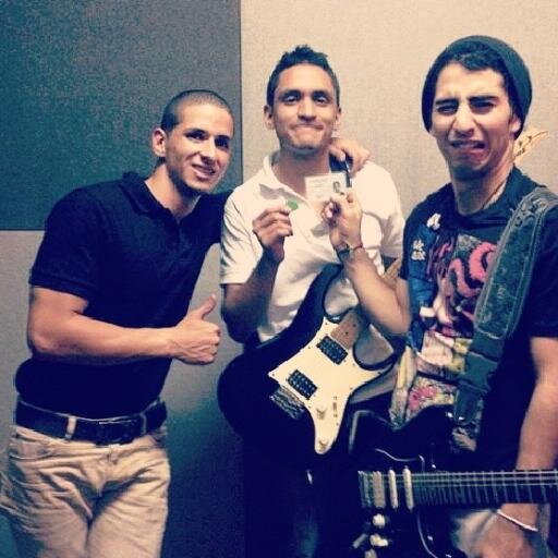 de la cuna hasta el cajón 
toda mi vida con esta pasión 
(SDVSF)