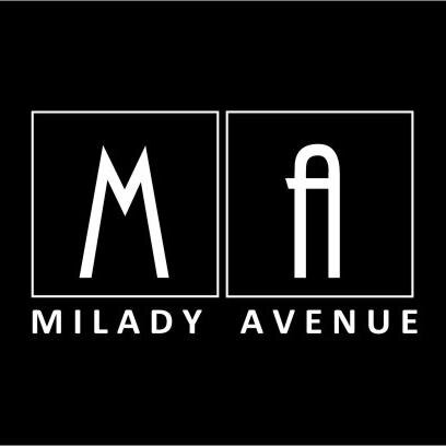 A Fashion & Lifestyle platform driven to empower Designers to showcase their designs, creating the perfect shopping indulgence custom curated for our Audiences.