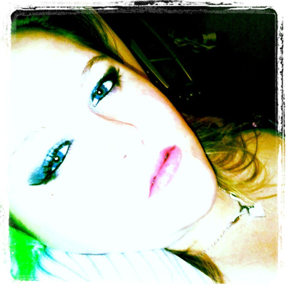 NeetzyNeetz's profile picture. Neetz, 20, Divorced, Regal, Art, Sports, Music, Animals, Shoes