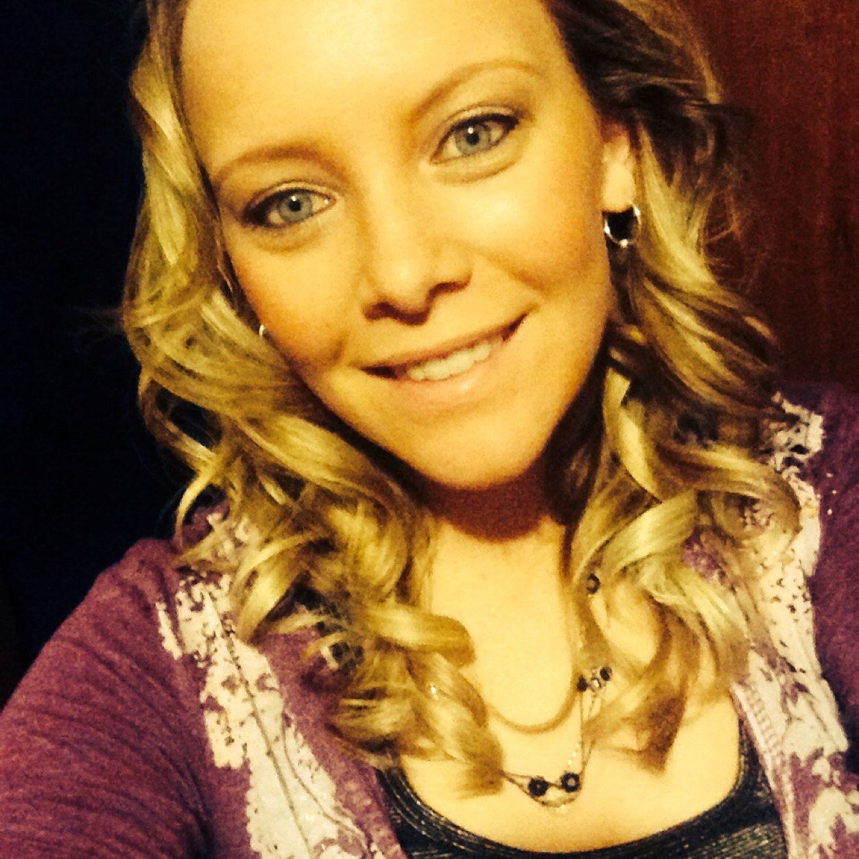 PamelaMartin17's profile picture. 