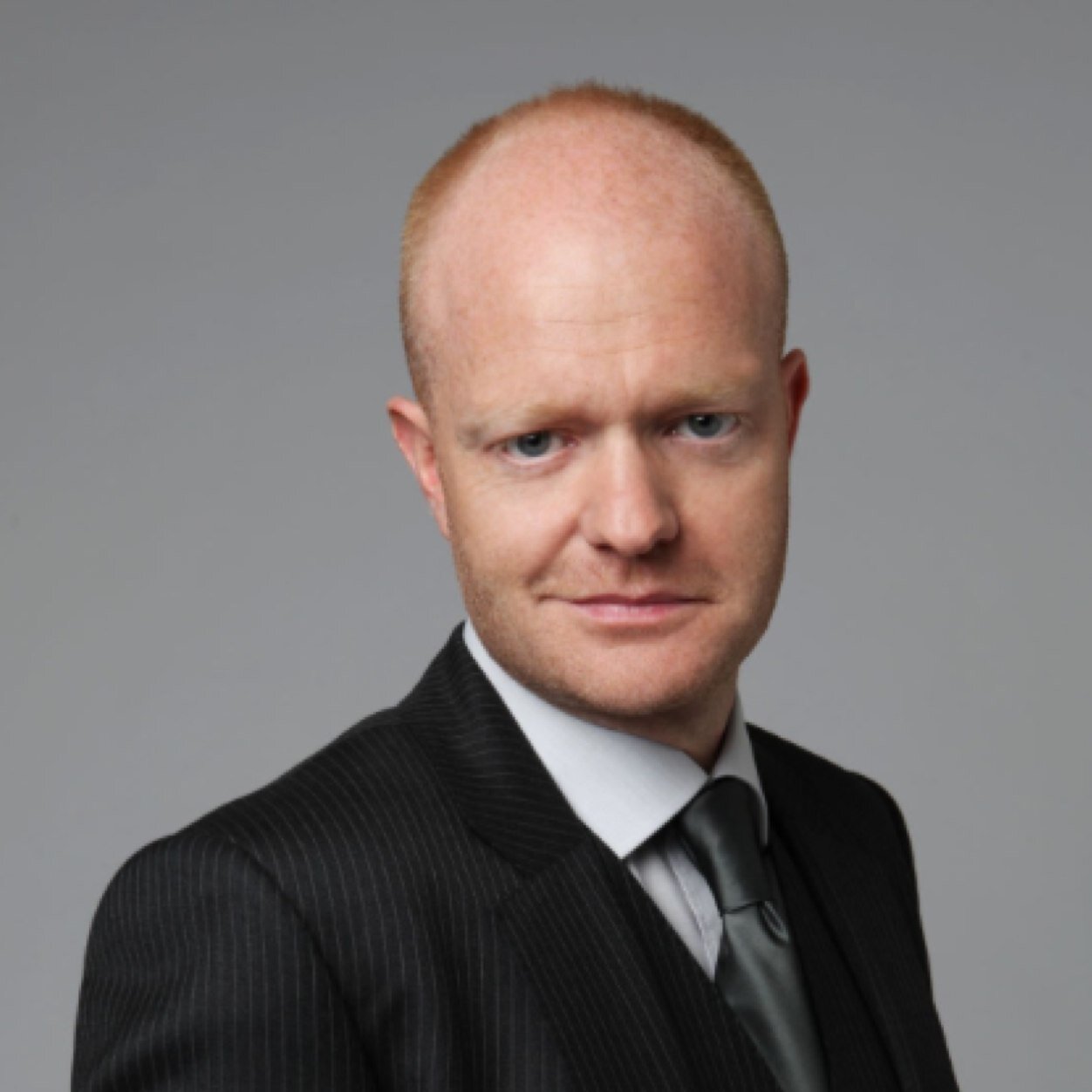 Lanky Max Branning, puffy